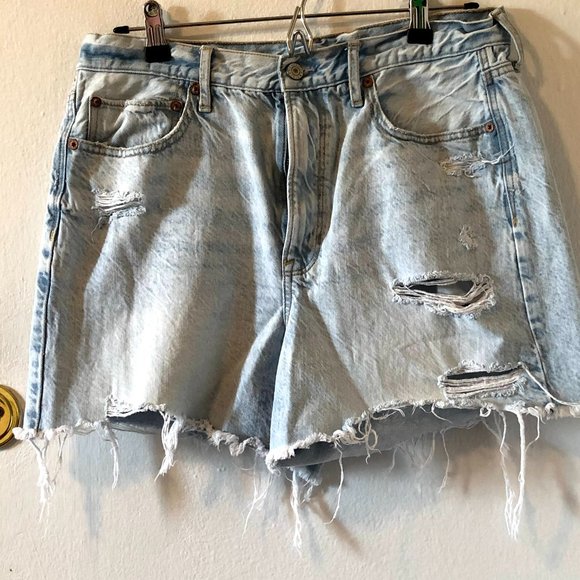 American Eagle Outfitters Pants - American Eagle 90s Boyfriend Denim Shorts